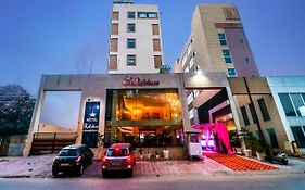 Hotel Rajshree Chandigarh